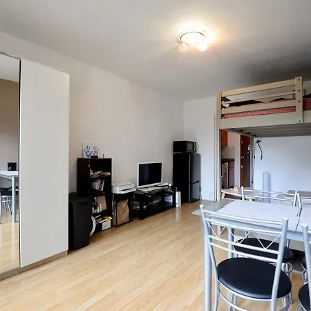 Nice Studio Located Near The Place De La Nation パリ